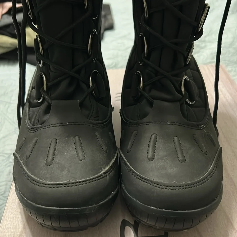 Women’s Bearpaw Cassie Boots - Picture 4 of 9